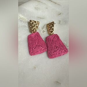 Pink & gold dangle earrings!